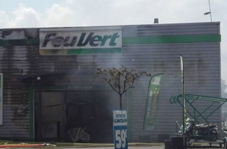 Le magasin Feu Vert renaît de ses cendres 