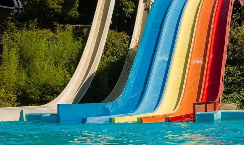 Parc aquatique. Ça glisse pour le futur Water Jump de Frenzy Factory