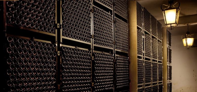 Moët-Hennessy lance un programme d'extension de ses entrepôts